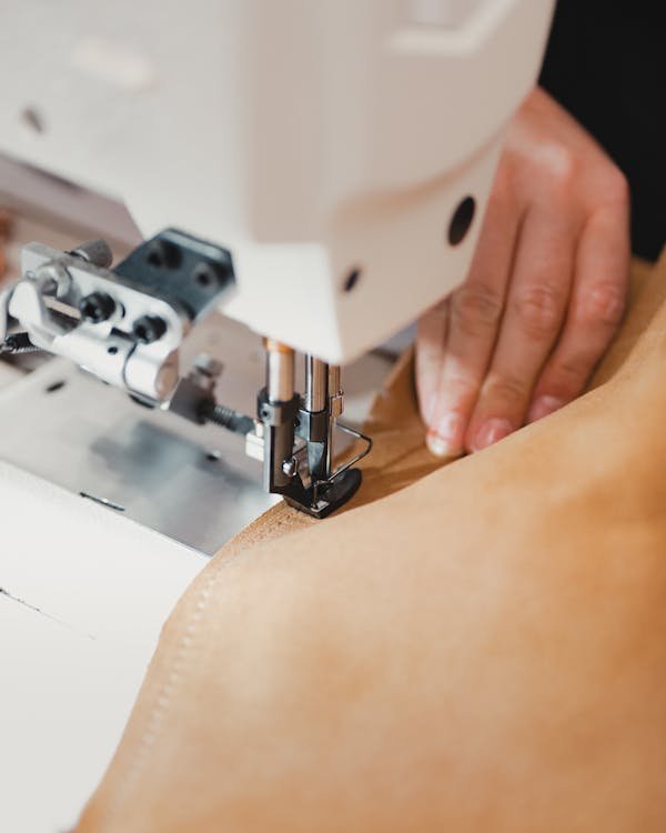 Couture d'une bâche à bulle : votre guide complet étape par étape